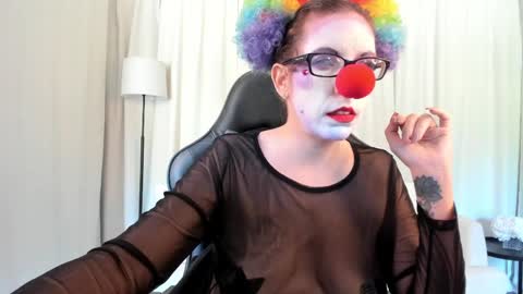 Snapshot of saradesirexo chatting on 05/08/26, 12:54 Sara Desire online show from 05/08/26, 12:54