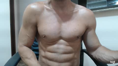 saradorj92 online show from 01/15/25, 07:15