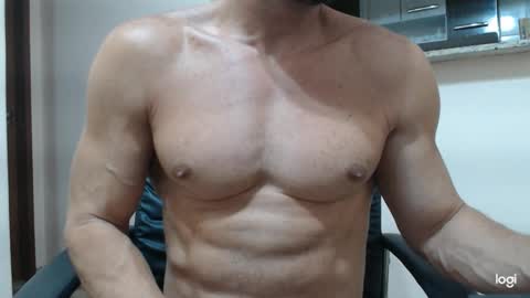 saradorj92 online show from 01/16/25, 06:35