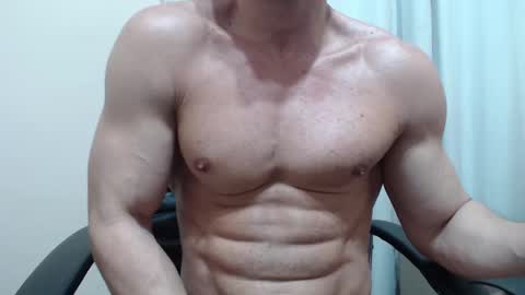 saradorj92 online show from 09/15/25, 06:02