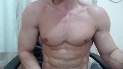 saradorj92 online show from 09/17/25, 12:01