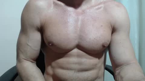 Snapshot of saradorj92 chatting on 03/22/26, 01:20 saradorj92 online show from 03/22/26, 01:20