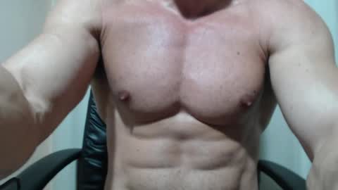 Snapshot of saradorj92 chatting on 03/24/26, 11:32 saradorj92 online show from 03/24/26, 11:32