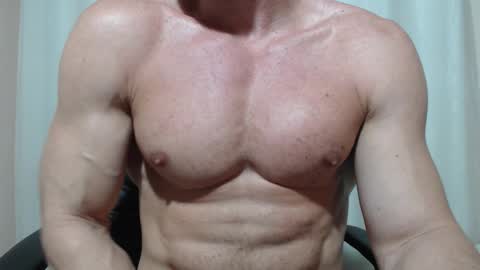 Snapshot of saradorj92 chatting on 03/28/26, 01:27 saradorj92 online show from 03/28/26, 01:27