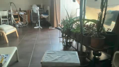 Snapshot of sarafossette chatting on 06/29/26, 11:10 Sara Fossette online show from 06/29/26, 11:10