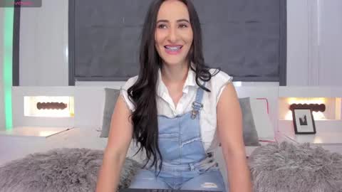  Sara Gomez  online show from 02/14/25, 03:15