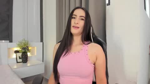  Sara Gomez  online show from 10/17/25, 01:46