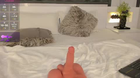  Sara Gomez  online show from 03/25/26, 02:01