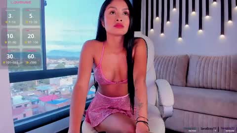 Snapshot of saragrey31 chatting on 02/11/25, 12:27 Sara Grey online show from 02/11/25, 12:27