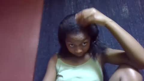 sarah146341 online show from 03/12/25, 09:02