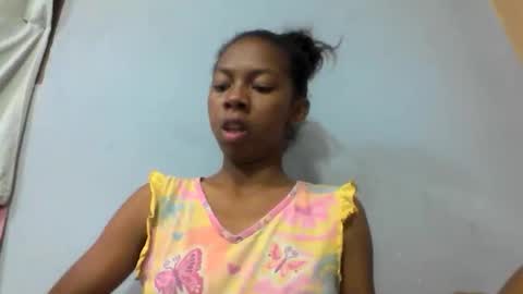 sarah146341 online show from 02/04/26, 11:38