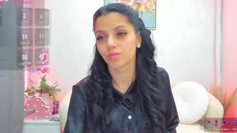 Sara online show from 04/14/26, 09:26