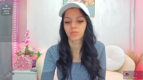 Sara online show from 04/15/26, 08:43