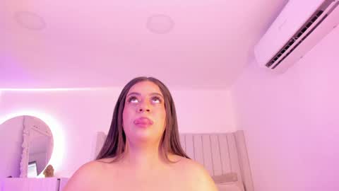 Sarah Bonneth online show from 02/02/25, 11:19