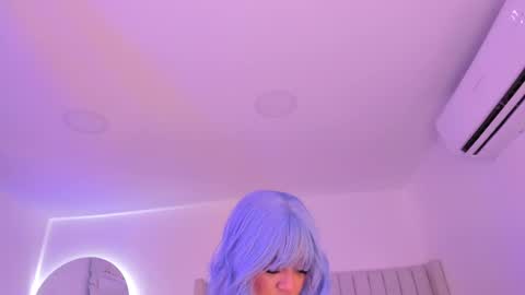 Sarah Bonneth online show from 03/11/25, 11:12