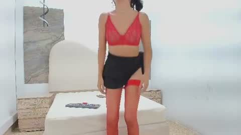 Snapshot of sarah_coleman2 chatting on 07/21/26, 04:59 SARAH online show from 07/21/26, 04:59