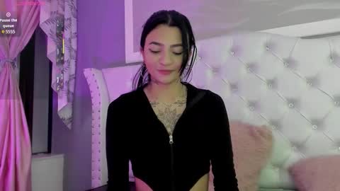 Sarah online show from 11/16/25, 04:18