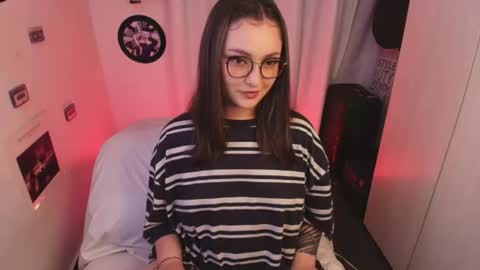 Sara online show from 06/24/26, 05:50