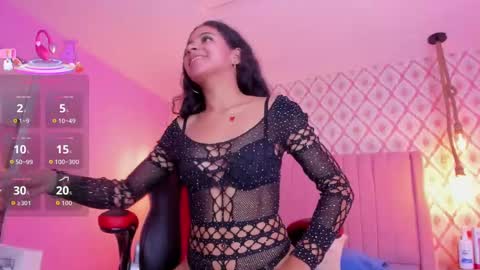 Snapshot of sarah_keys chatting on 10/17/25, 03:42 SARAH KEYS online show from 10/17/25, 03:42