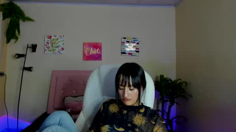 Sarah Ramirez online show from 02/12/25, 05:37