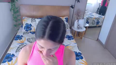 sarah_rayy online show from 10/20/25, 08:20
