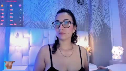Snapshot of sarah_sluty chatting on 07/07/26, 02:14 Sarah online show from 07/07/26, 02:14