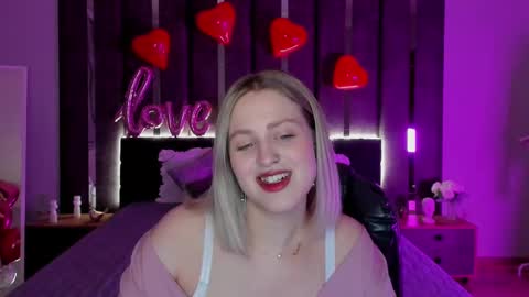 Sarah online show from 02/15/25, 12:59