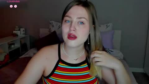 Sarah online show from 10/10/25, 11:59