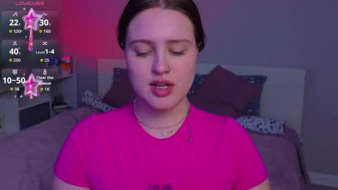 Snapshot of sarah_soul chatting on 04/06/26, 04:46 Sarah online show from 04/06/26, 04:46