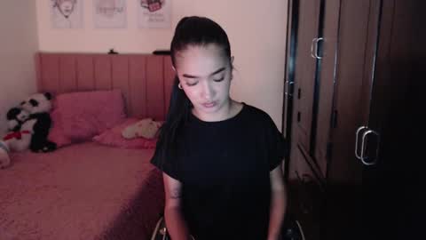 Sarah online show from 01/29/25, 12:43