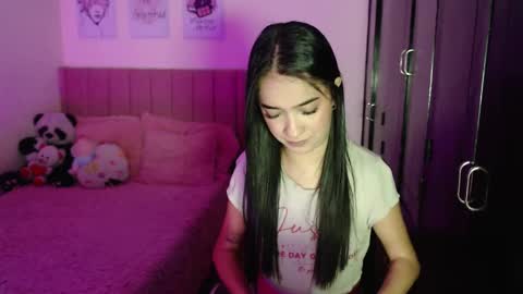 Sarah online show from 02/06/25, 01:38