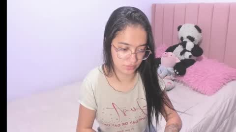 Sarah online show from 10/16/25, 09:38