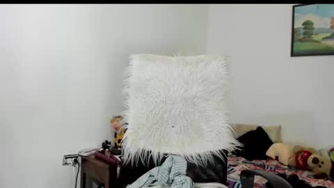 Sarah online show from 11/18/25, 06:40