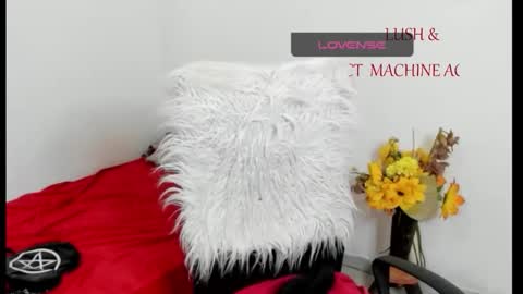 Sarah online show from 05/11/26, 12:44