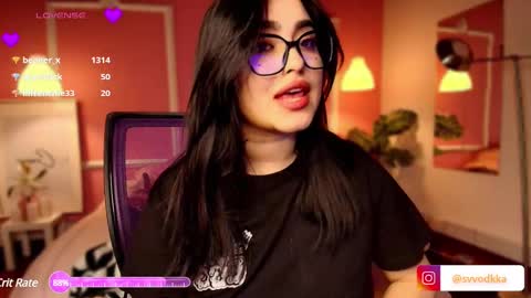 Snapshot of sarah_volkov chatting on 01/28/25, 10:34 online show from 01/28/25, 10:34