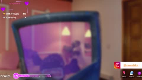 Snapshot of sarah_volkov chatting on 02/11/25, 07:54 online show from 02/11/25, 07:54