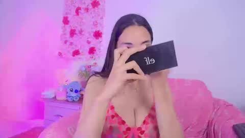 Snapshot of sarahajhoness chatting on 03/17/26, 02:42 sarahajhoness online show from 03/17/26, 02:42