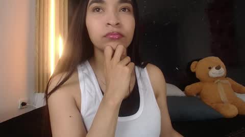 Snapshot of sarahajhoness chatting on 06/03/26, 03:06 sarahajhoness online show from 06/03/26, 03:06