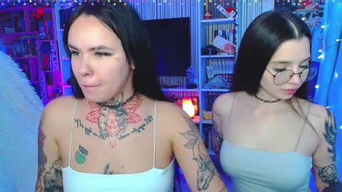 Snapshot of sarahbelltorn chatting on 12/15/24, 09:31 9 Hokage Sarah online show from 12/15/24, 09:31