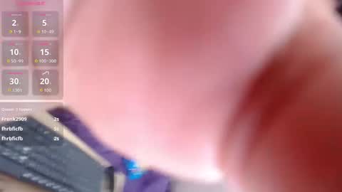 SarahBowiie online show from 11/11/25, 04:12