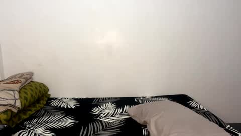 Snapshot of sarahcyganiewicz chatting on 05/04/26, 01:51 Sophia online show from 05/04/26, 01:51