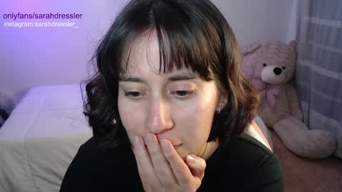 Snapshot of sarahdressler chatting on 12/08/24, 03:21 sarahdressler online show from 12/08/24, 03:21