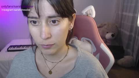 sarahdressler online show from 02/11/25, 04:11