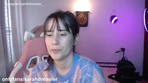 Snapshot of sarahdressler chatting on 11/19/25, 07:58 sarahdressler online show from 11/19/25, 07:58