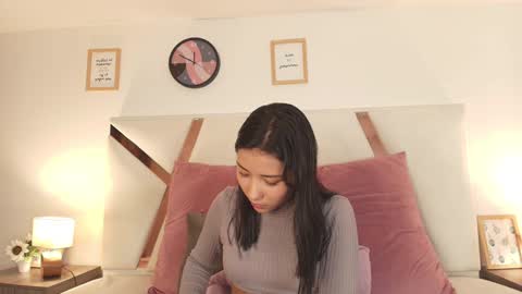 Sarah Evans online show from 12/27/24, 07:24