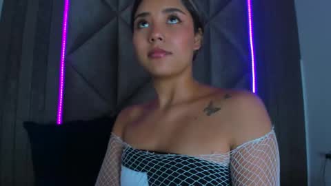 Sarah Evans online show from 03/06/25, 02:51