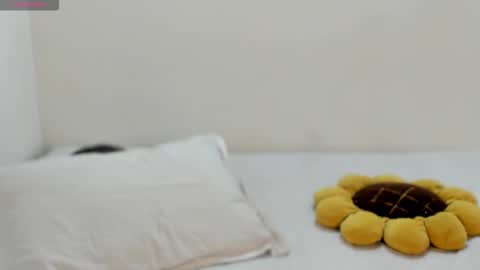 Snapshot of sarahgrant_ chatting on 11/03/25, 02:35 sarahgrant_ online show from 11/03/25, 02:35