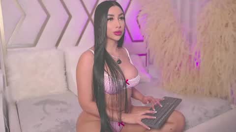 Sarah online show from 07/22/26, 11:57