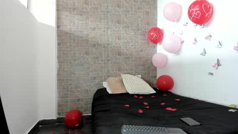 Sarah Jenkin online show from 02/16/26, 01:40