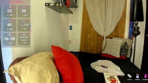  SARAHJEY     online show from 10/25/25, 04:24